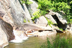 The Buttermilk Falls option, 3.2 miles off the regular route